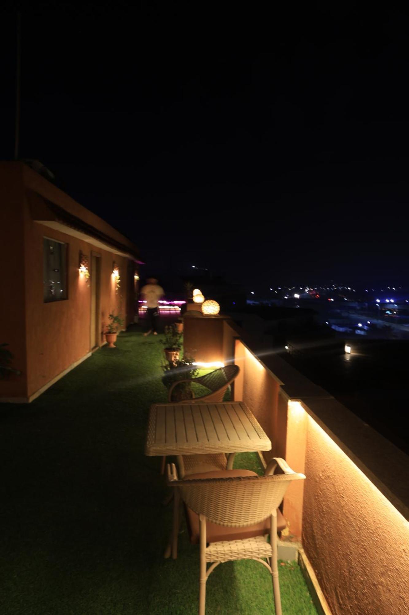 Grand Pyramids In Hotel Giza Exterior foto